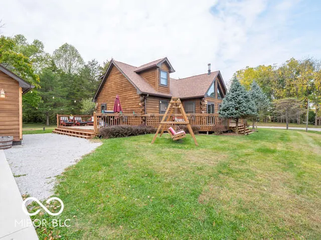 $360,000 | 660 Mill, Coatesville, IN 46121