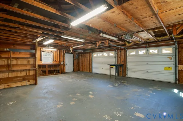 $379,500 | 19011 Matoaca Road, Petersburg, VA 23803