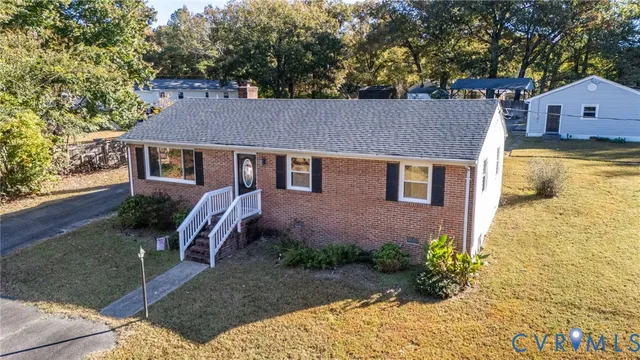 $379,500 | 19011 Matoaca Road, Petersburg, VA 23803