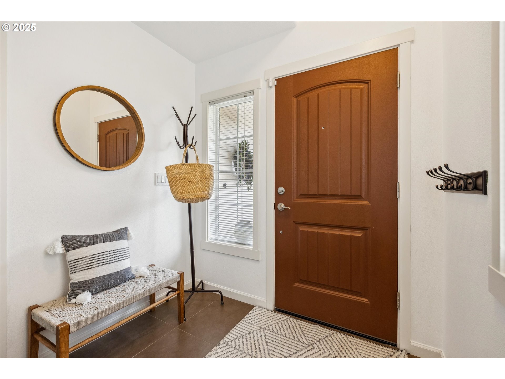 14935 Northwest Shackelford Road Portland, OR 97229 - Photo 3 of 36 Gallery Image 3