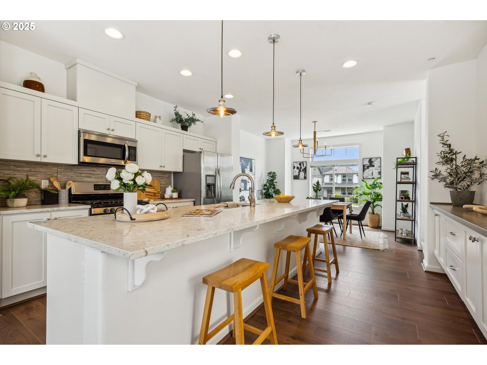 14935 Northwest Shackelford Road Portland, OR 97229 - Photo 8 of 36 Gallery Image 8