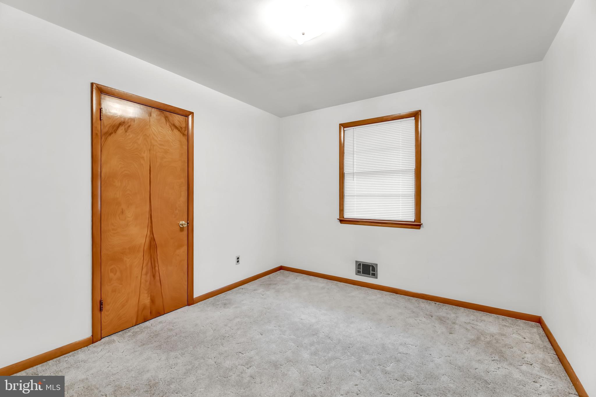 706 Edgewood Road Linthicum, MD 21090 - Photo 14 of 27