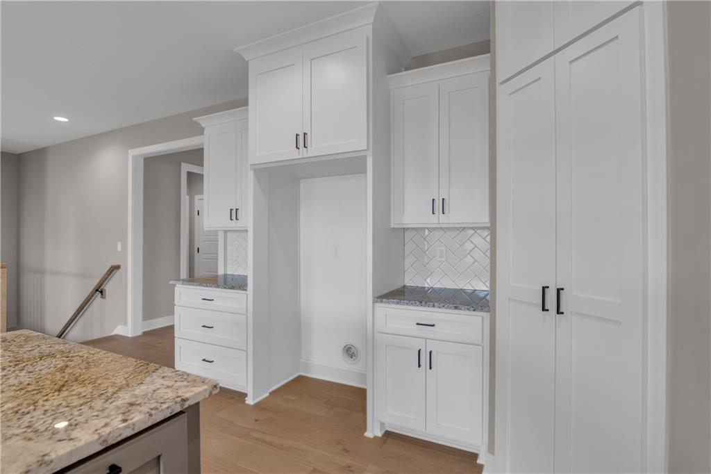 19324 Mahaffie Street Spring Hill, KS 66083 - Photo 15 of 38