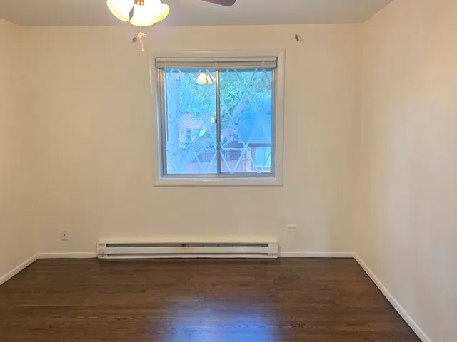 $2,000 | 1S252 Stratford Lane, Villa Park, IL 60181