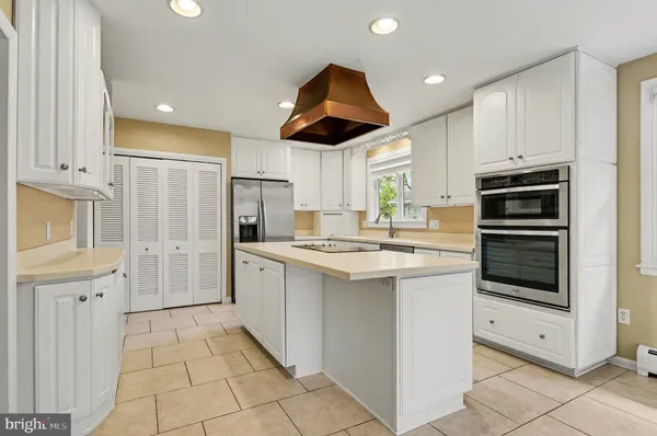 $399,900 | 420 Allendale Way, Camp Hill, PA 17011
