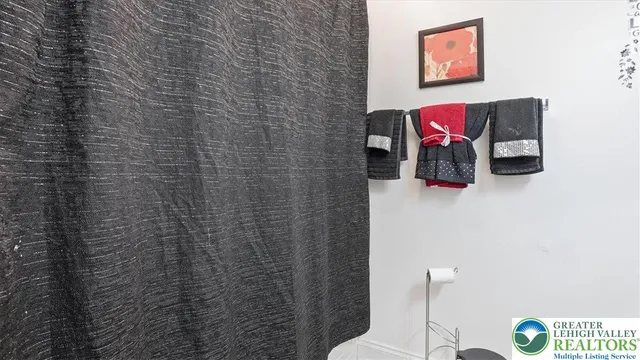 $279,900 | 744 Williams Avenue, Walnutport, PA 18088