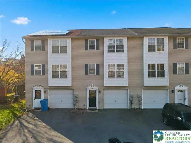 $279,900 | 744 Williams Avenue, Walnutport, PA 18088