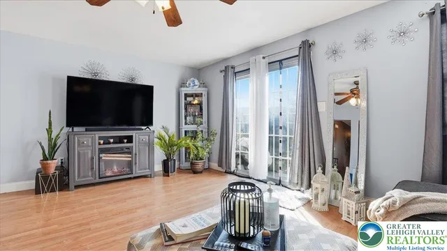 $279,900 | 744 Williams Avenue, Walnutport, PA 18088