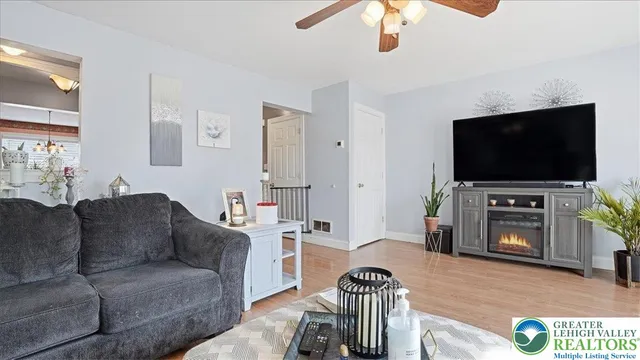 $279,900 | 744 Williams Avenue, Walnutport, PA 18088