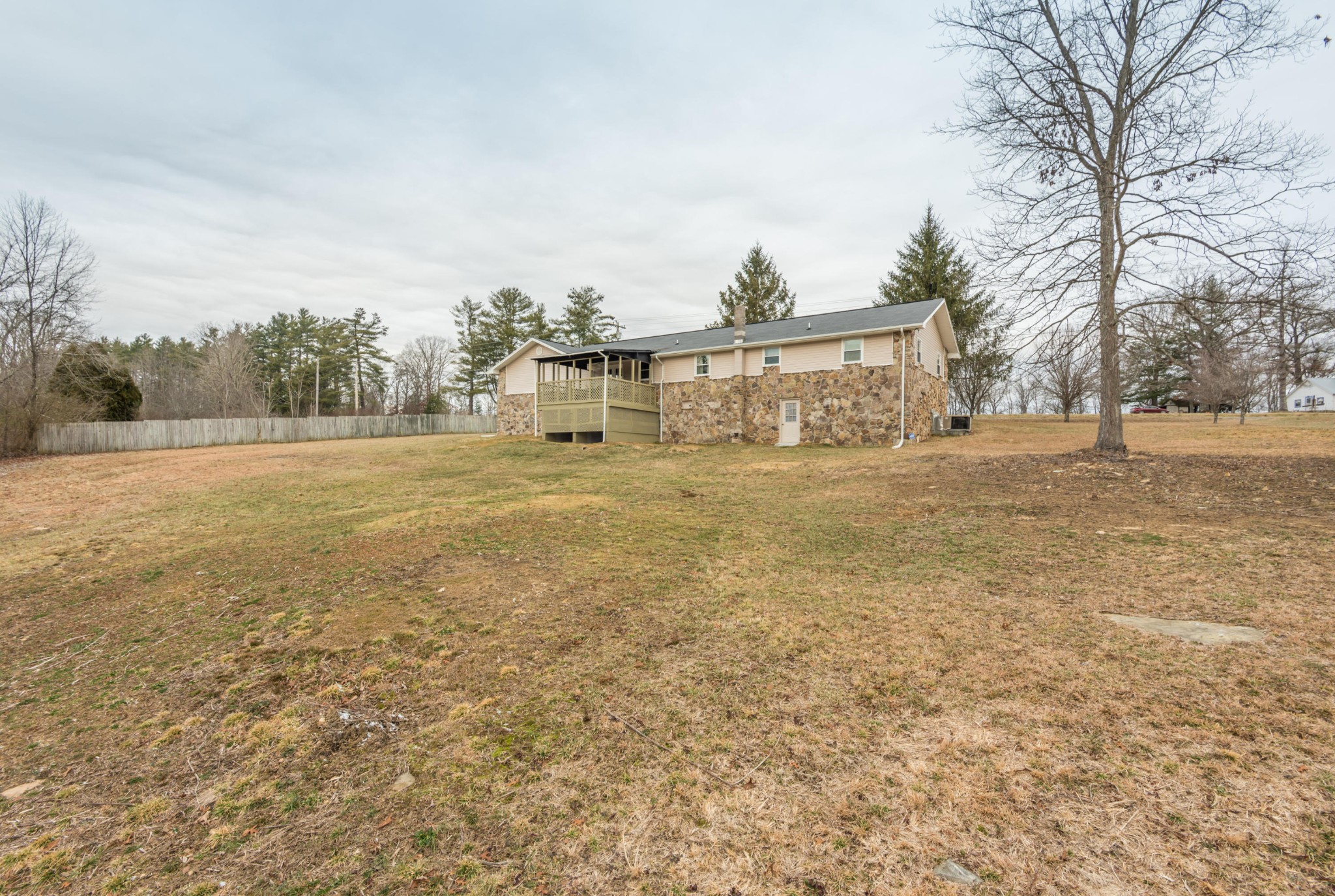 381 West Creston Road Crossville, TN 38571 - Photo 37 of 39 Gallery Image 37