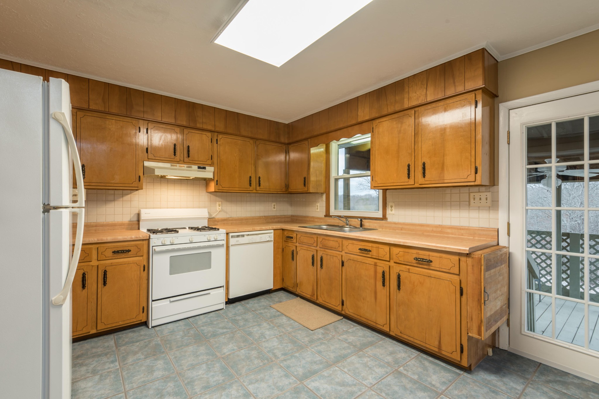 381 West Creston Road Crossville, TN 38571 - Photo 7 of 39 Gallery Image 7