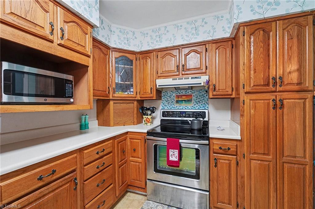 8309 Prince Edward Road Stokesdale, NC 27357 - Photo 11 of 40