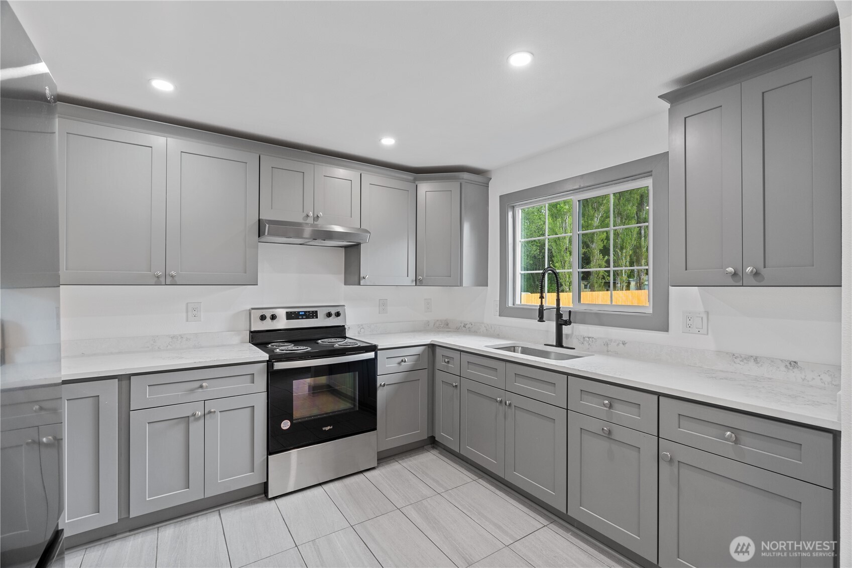 614 School Road Aberdeen, WA 98520 - Photo 13 of 36