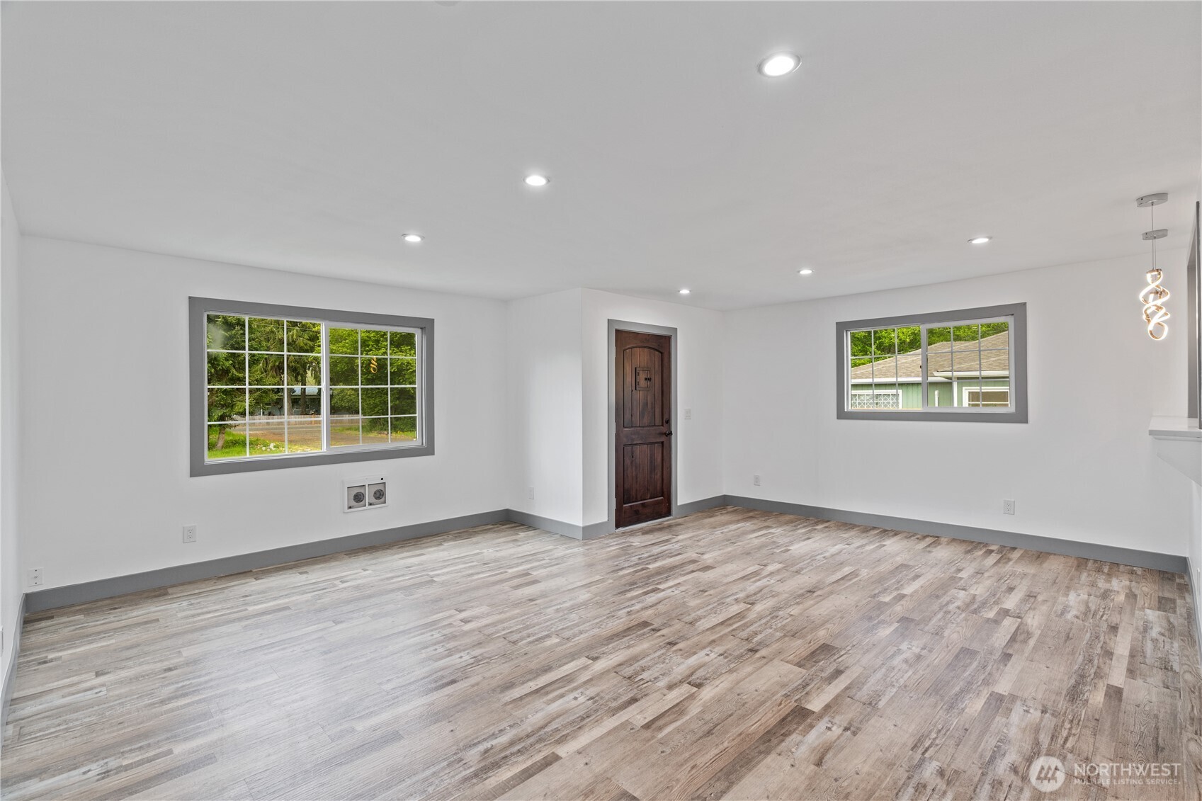 614 School Road Aberdeen, WA 98520 - Photo 7 of 36