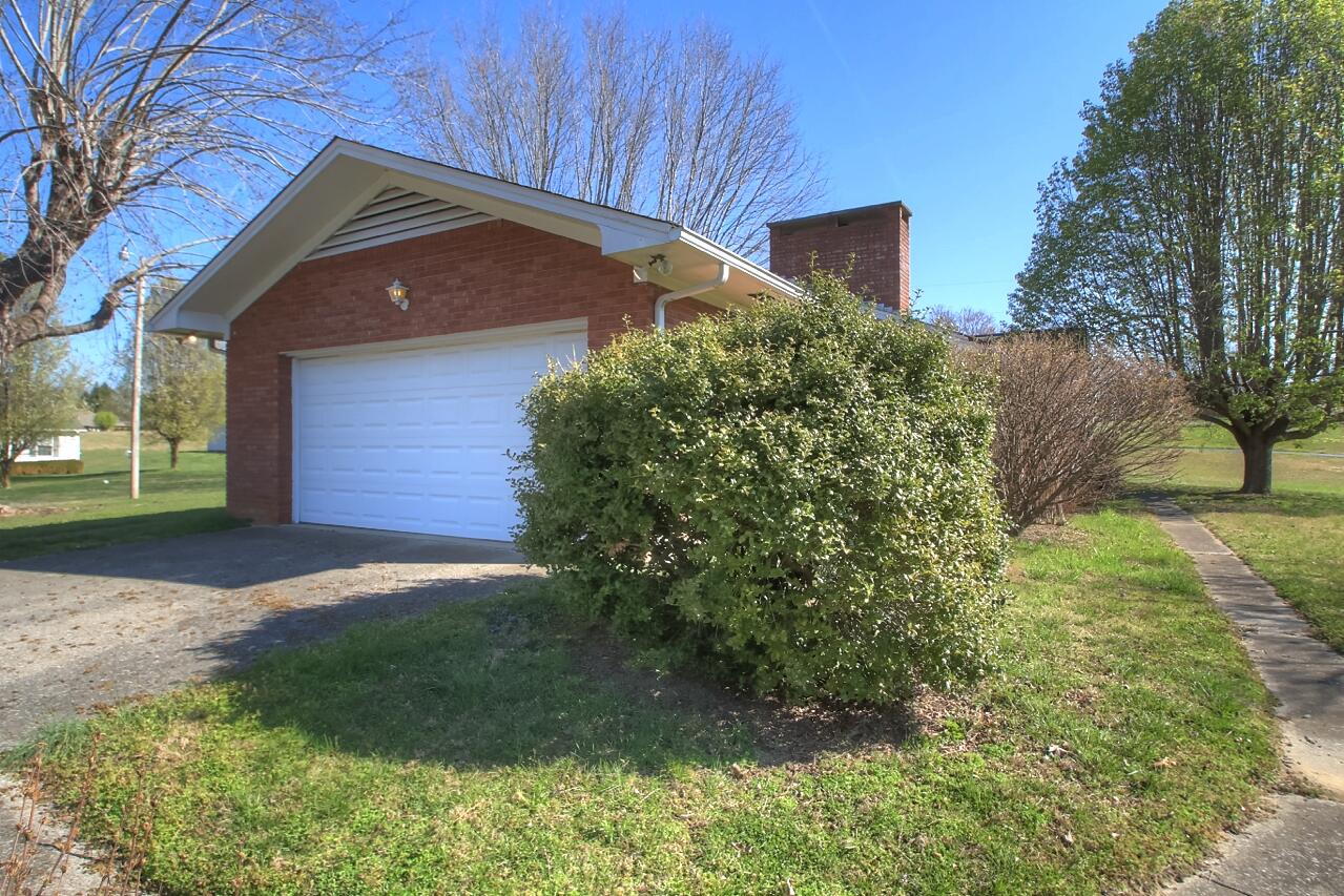 3768 Old Whitley Road London, KY 40744 - Photo 32 of 35 087EA0CD-62F6-45FC-BE15-6562C444ADF2