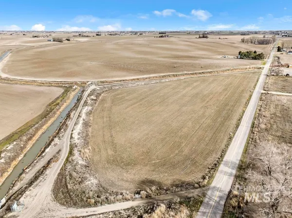 $130,000 | 2 300 South Road, Paul, ID 83347