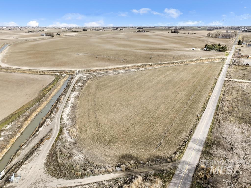 2 300 South Road Paul, ID 83347 - Photo 10 of 12 Aerial view of sparsely populated area