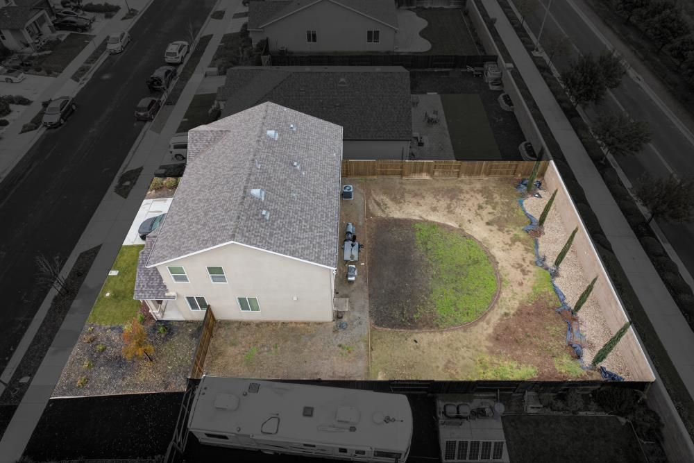 1958 Freedom Way Rio Vista, CA 94571 - Photo 42 of 44 view of living room with washer and dryer