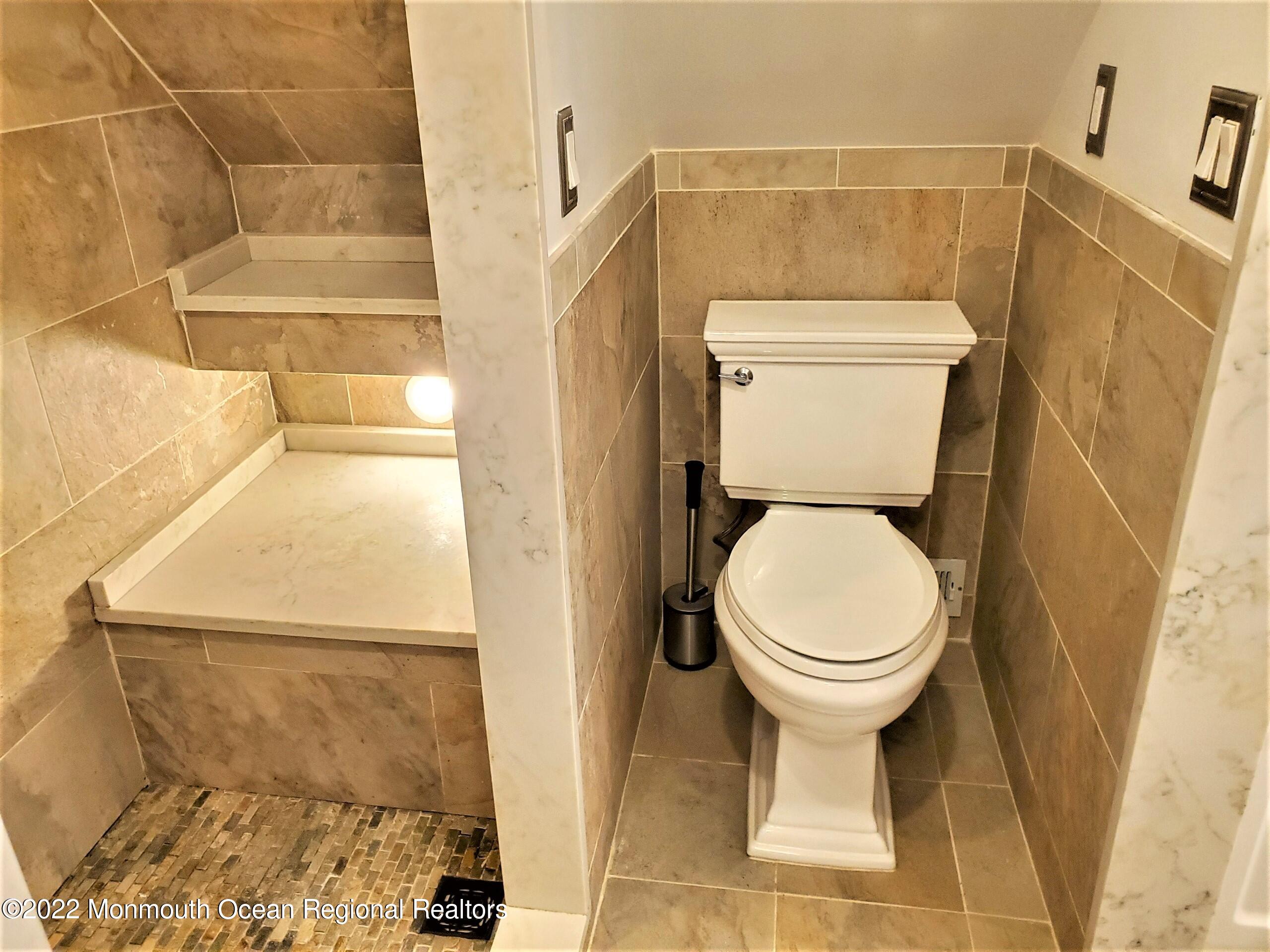 28 Indiana Road Somerset, NJ 08873 - Photo 43 of 63 bathrm 2nd floor 3