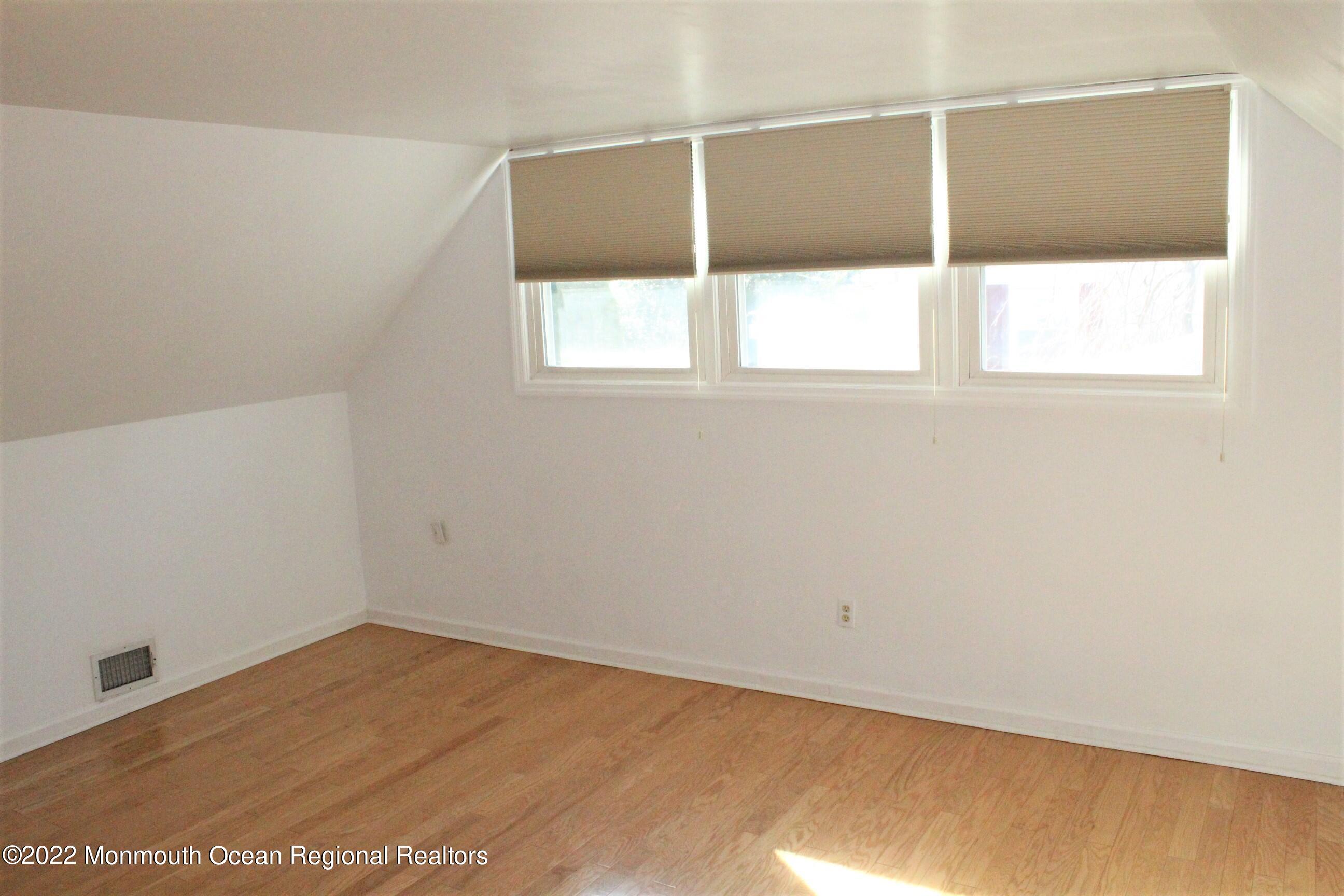 28 Indiana Road Somerset, NJ 08873 - Photo 47 of 63 Bedrm 4 2nd floor