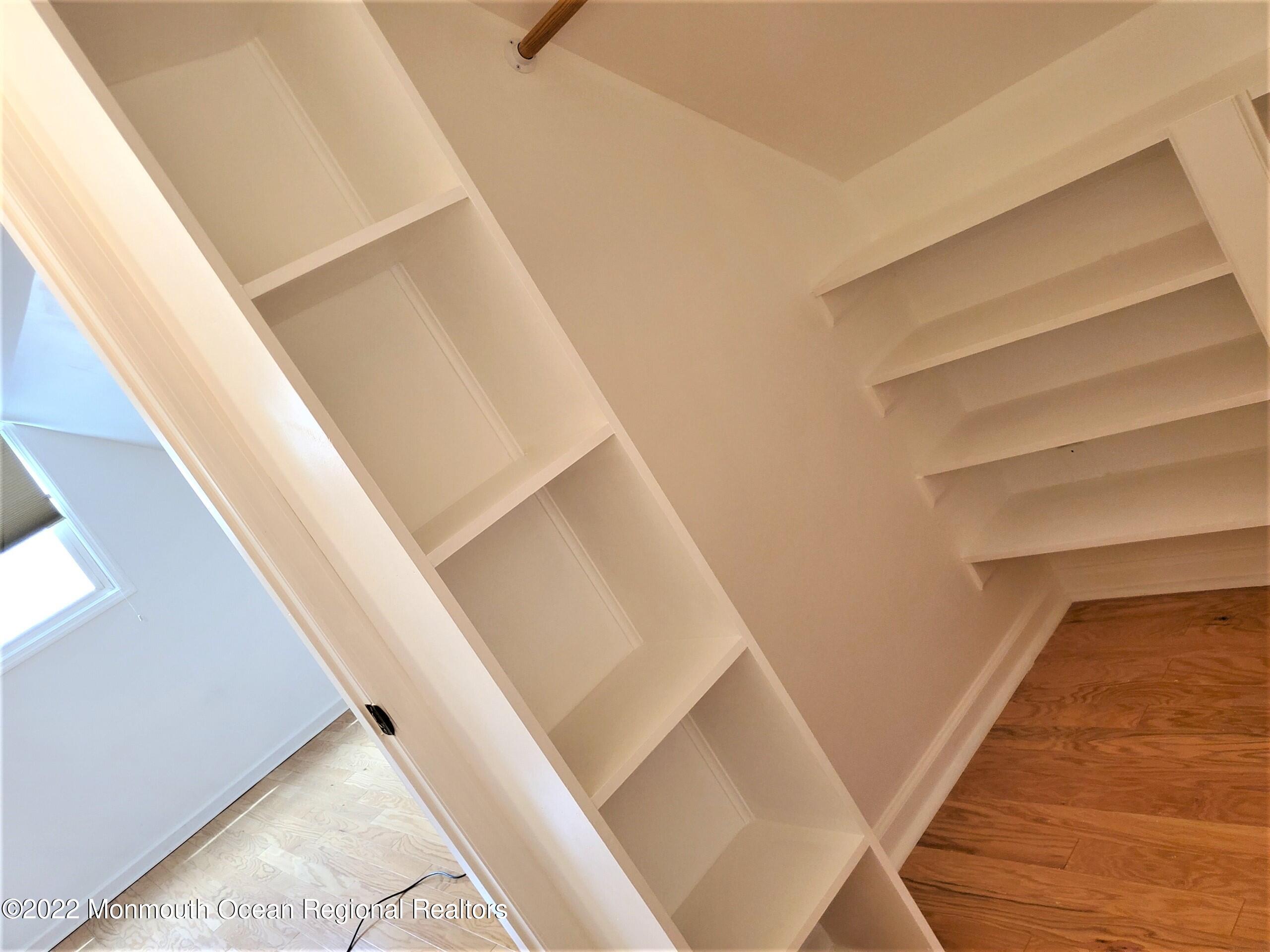 28 Indiana Road Somerset, NJ 08873 - Photo 52 of 63 bedrm 2nd floor walk in3