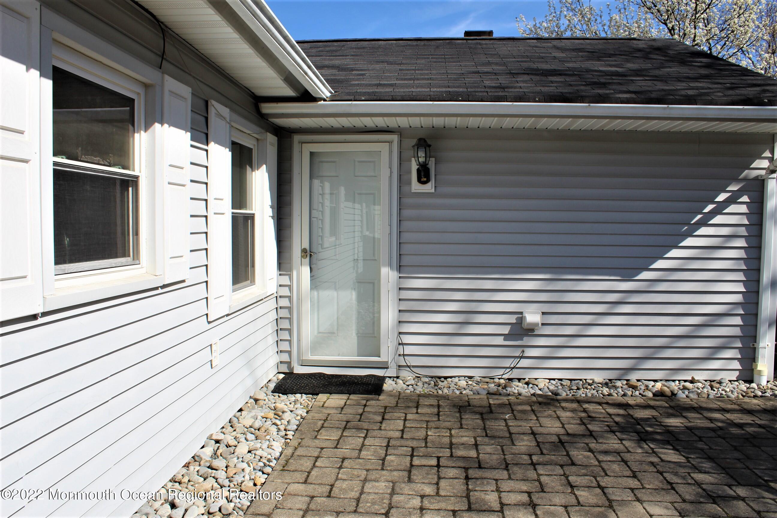 28 Indiana Road Somerset, NJ 08873 - Photo 56 of 63 Rear of home