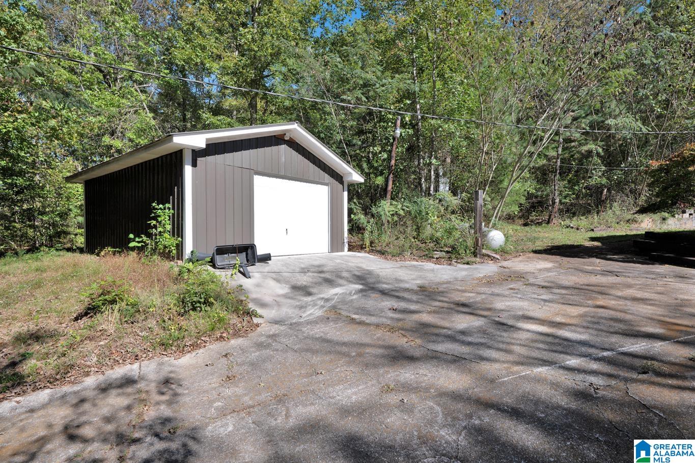 1366 Red Valley Road Remlap, AL 35133 - Photo 5 of 32