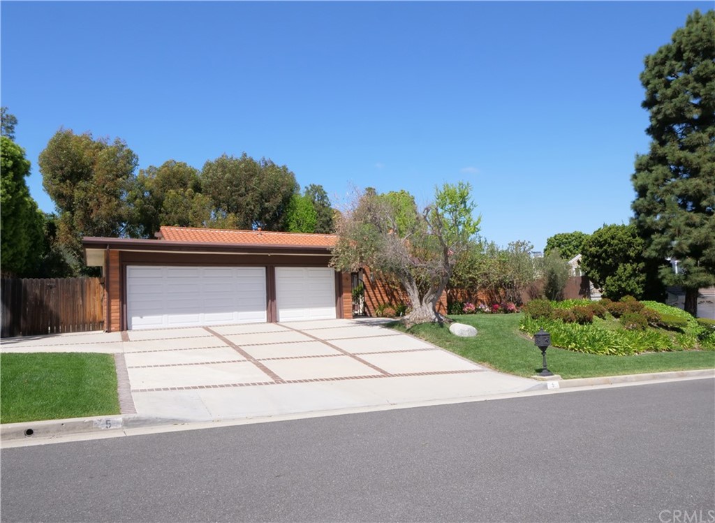 5 Silverbit Lane Rolling Hills Estates, CA 90274 - Photo 2 of 26