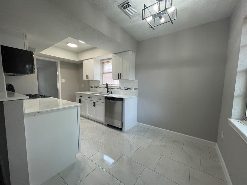 7611 Cabot Street Houston, TX 77016 - Photo 10 of 21