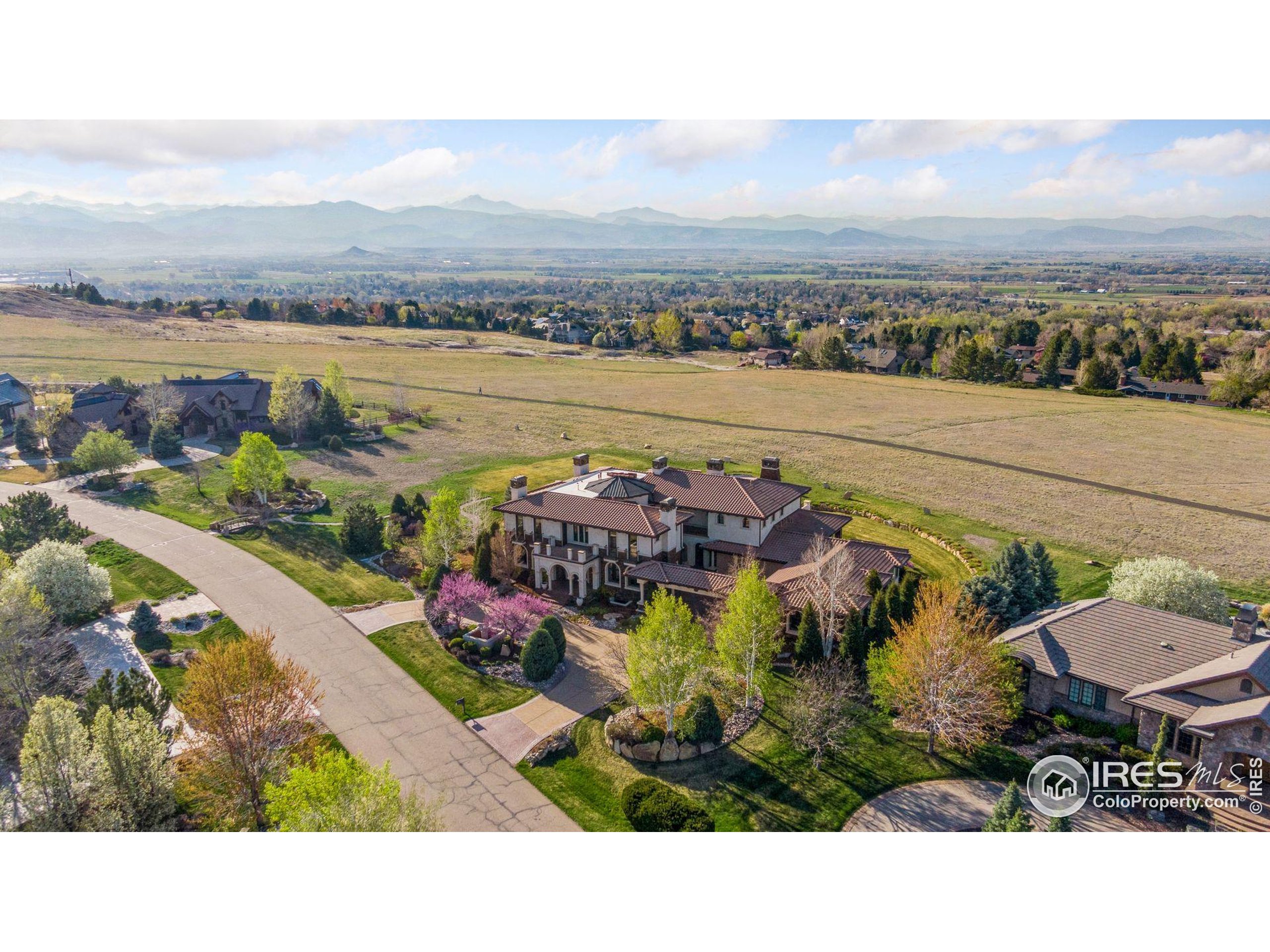 6541 Legend Ridge Trail Niwot, CO 80503 - Photo 9 of 45 a picture of city view with lake view and mountain view