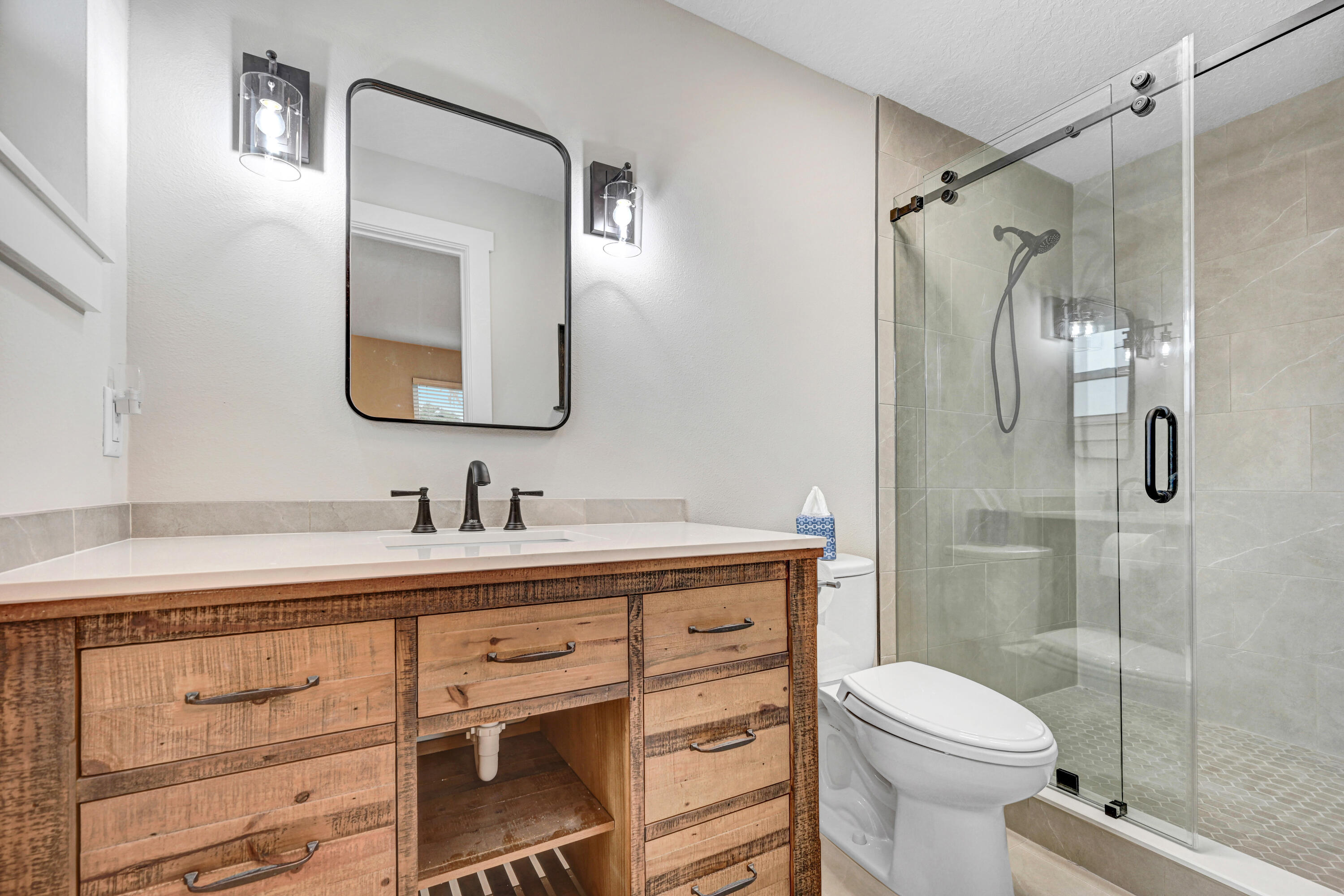 126 Deleon Road Cocoa Beach, FL 32931 - Photo 6 of 26 Master Bath