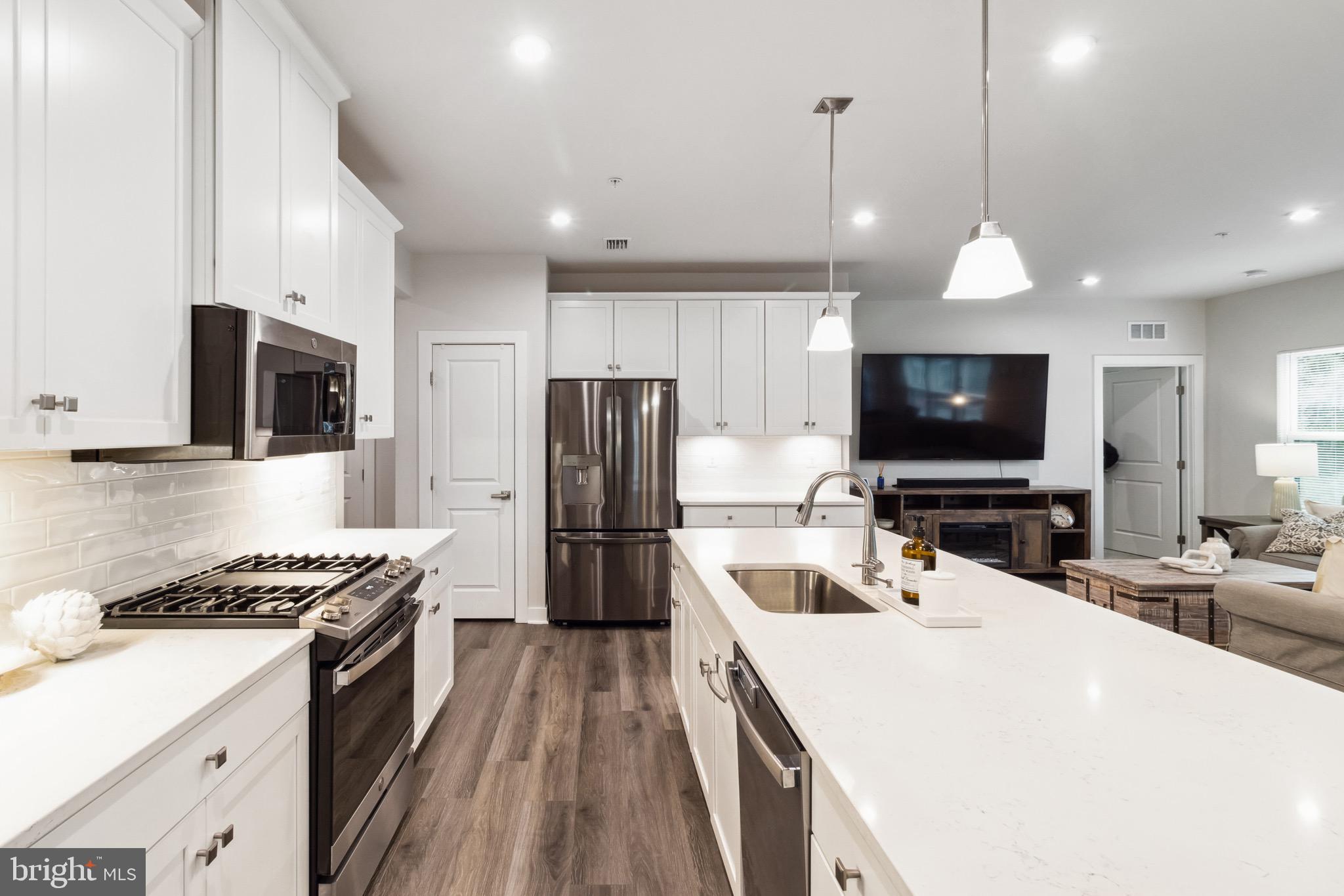 10411 Resort Road, Unit N Ellicott City, MD 21042 - Photo 21 of 35