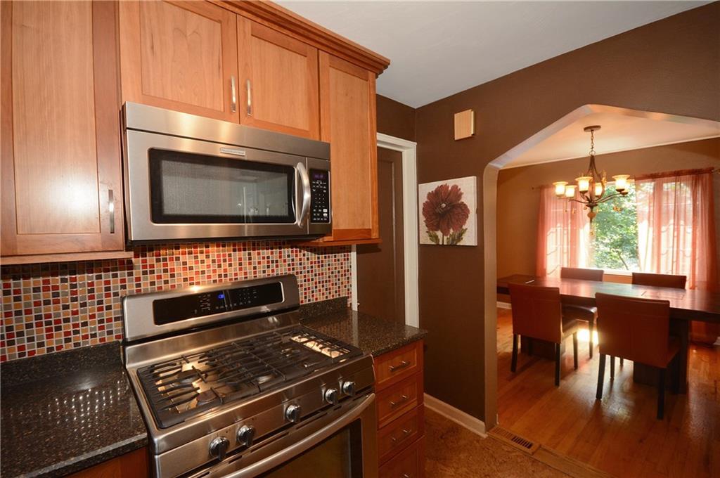 516 Haverhill Road Pittsburgh, PA 15228 - Photo 14 of 25