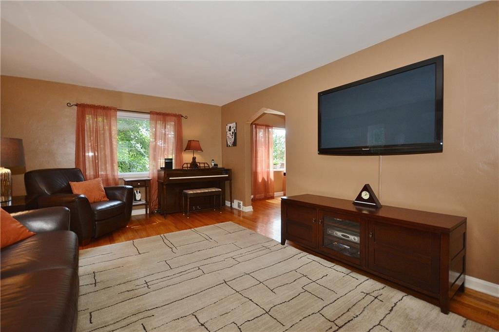 516 Haverhill Road Pittsburgh, PA 15228 - Photo 6 of 25
