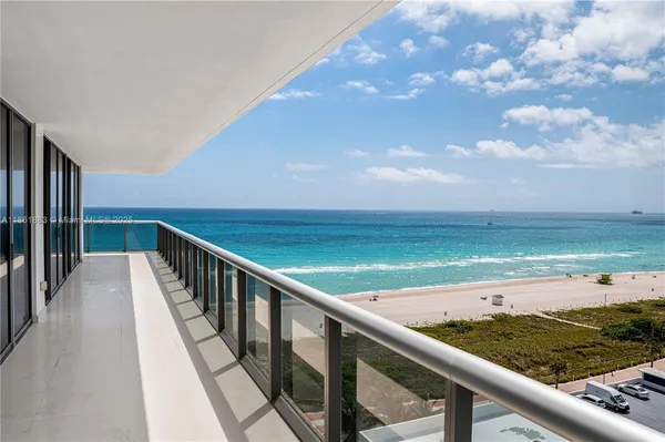 $28,000 | 5875 Collins Avenue, Unit 1202, Miami Beach, FL 33140
