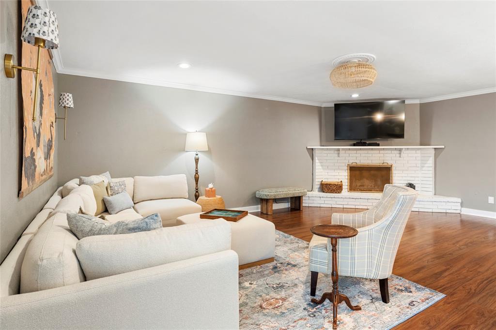 906 Rolling Ridge Drive Allen, TX 75002 - Photo 5 of 40