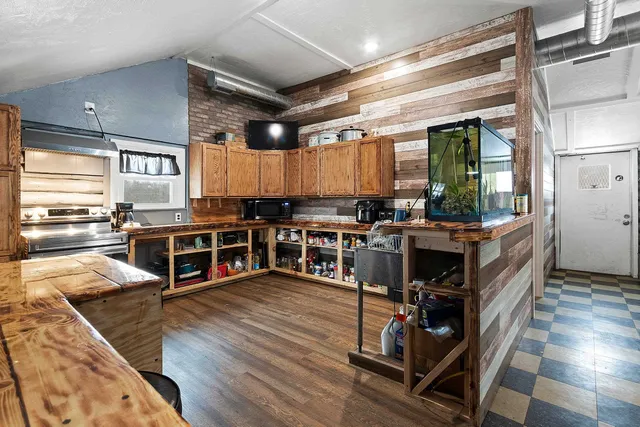 $334,900 | 2372 Doran Street, Oconto, WI 54153