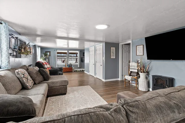 $334,900 | 2372 Doran Street, Oconto, WI 54153