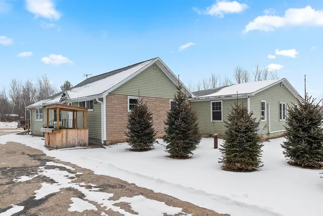 $334,900 | 2372 Doran Street, Oconto, WI 54153