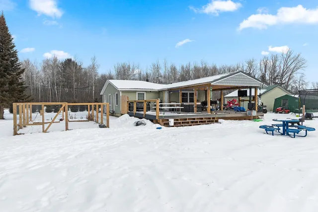$334,900 | 2372 Doran Street, Oconto, WI 54153