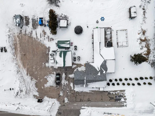 $334,900 | 2372 Doran Street, Oconto, WI 54153