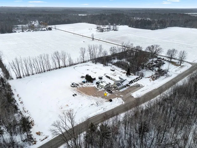 $334,900 | 2372 Doran Street, Oconto, WI 54153