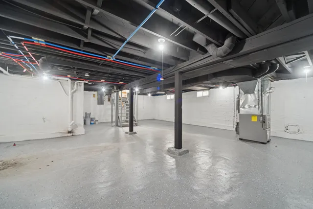 $240,000 | 1207 West Michigan Avenue, Jackson, MI 49202