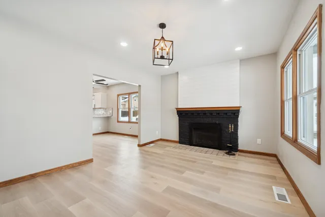 $240,000 | 1207 West Michigan Avenue, Jackson, MI 49202