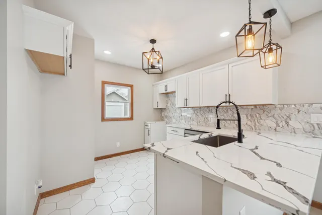 $240,000 | 1207 West Michigan Avenue, Jackson, MI 49202