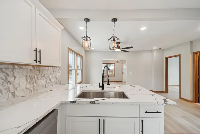 $240,000 | 1207 West Michigan Avenue, Jackson, MI 49202