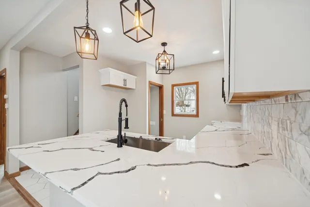 $240,000 | 1207 West Michigan Avenue, Jackson, MI 49202