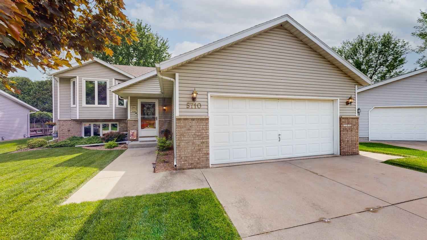 5710 Conway Court Northwest Rochester, MN 55901 - Photo 1 of 56 Gallery Image 1