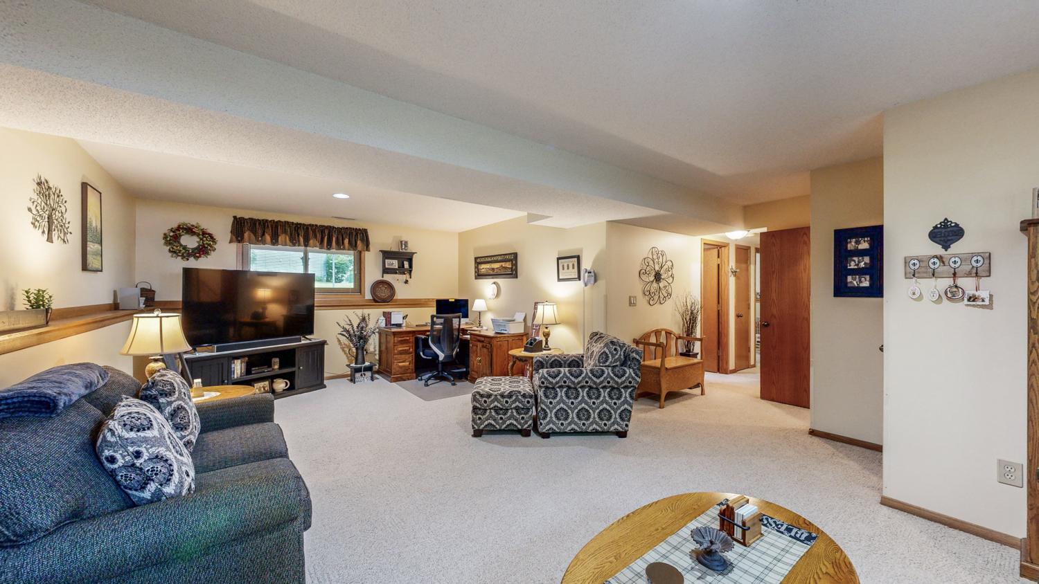 5710 Conway Court Northwest Rochester, MN 55901 - Photo 22 of 56 Gallery Image 22