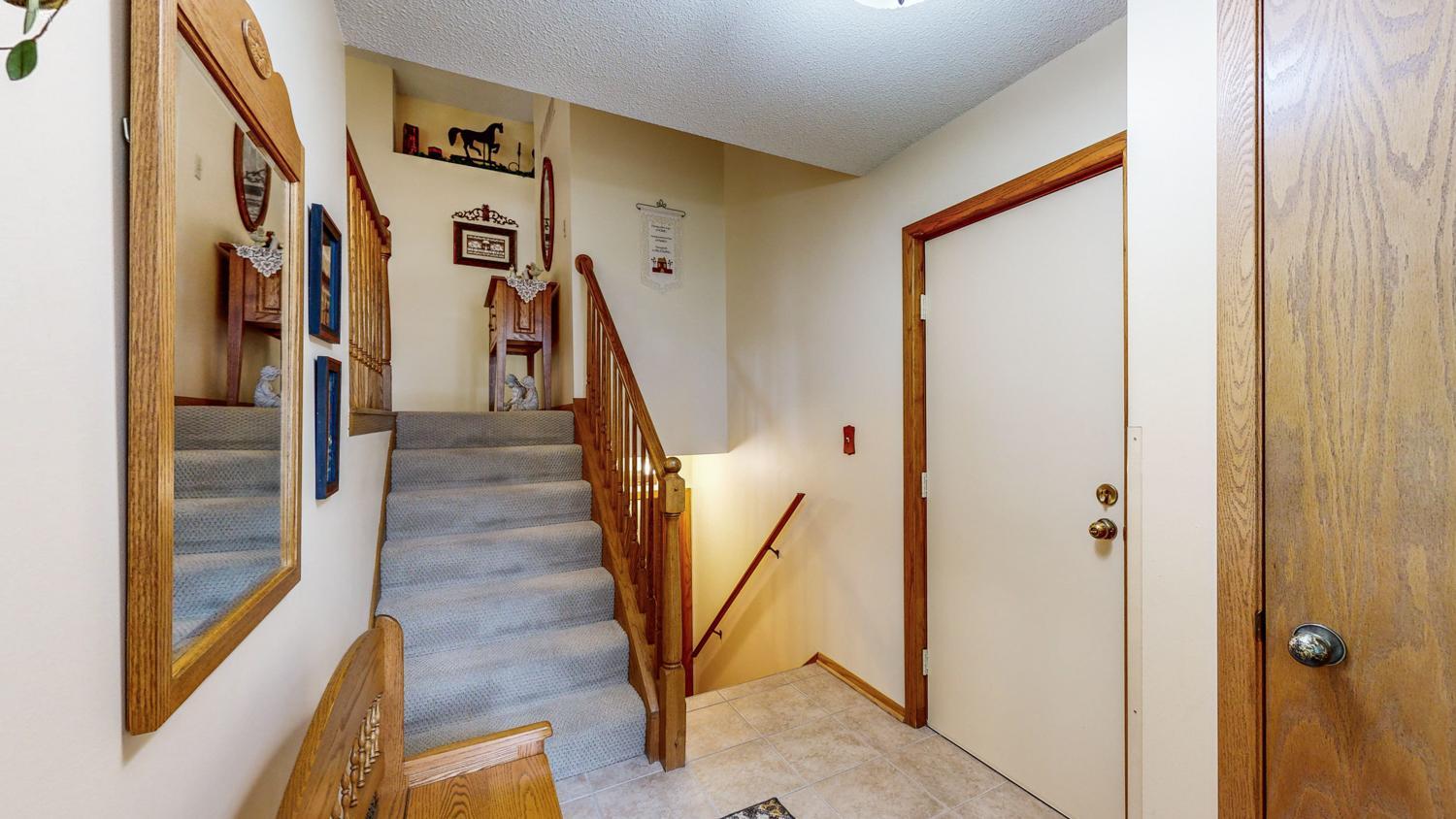 5710 Conway Court Northwest Rochester, MN 55901 - Photo 3 of 56 Gallery Image 3